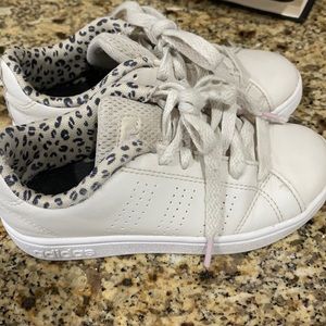 Little girls adidas sneakers, good condition